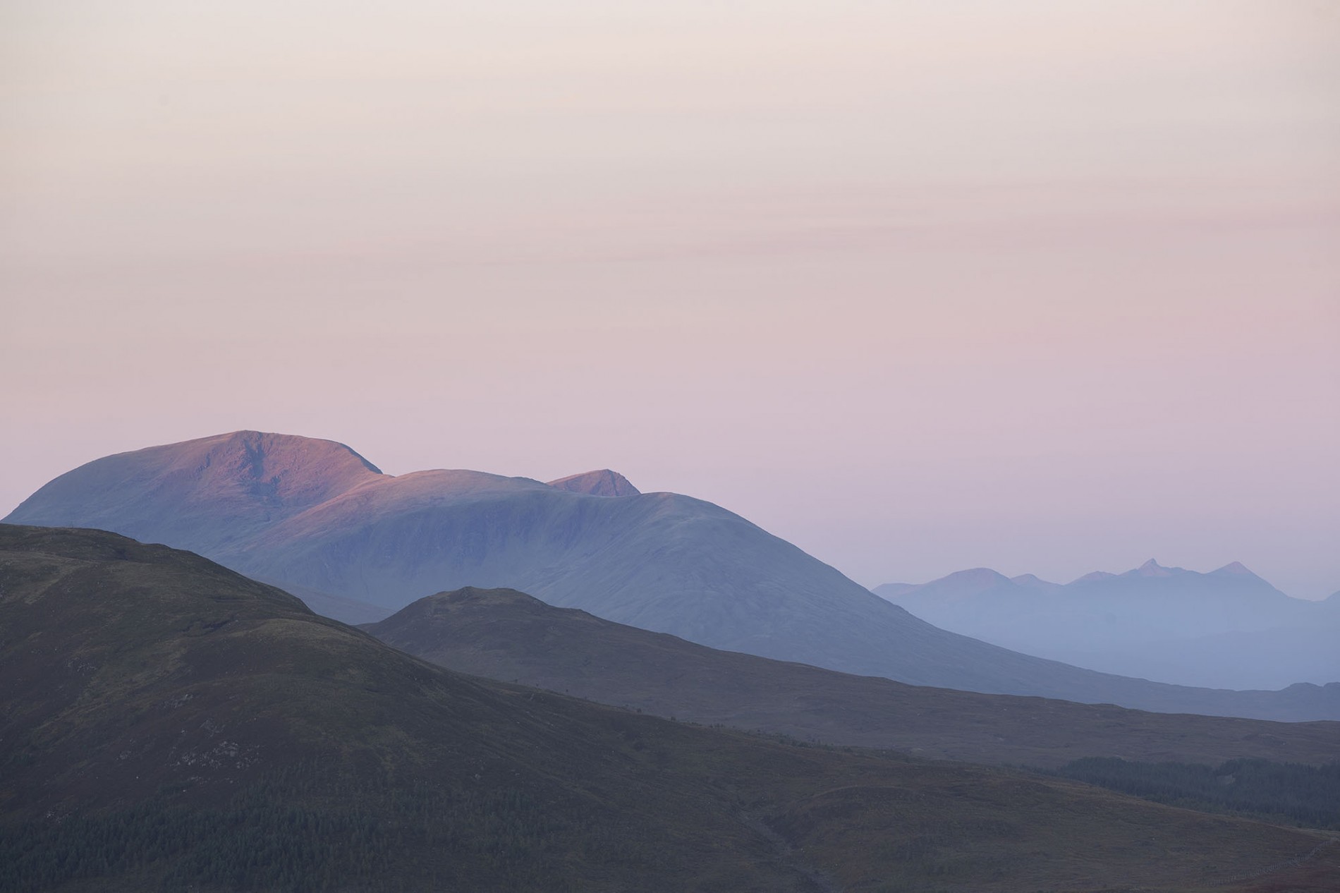 Shed Gallery - Ian Biggs, Photographer - Leagag sunrise