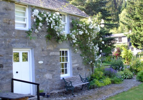 Lassintullich Lodge Cottages Keepers Cottage